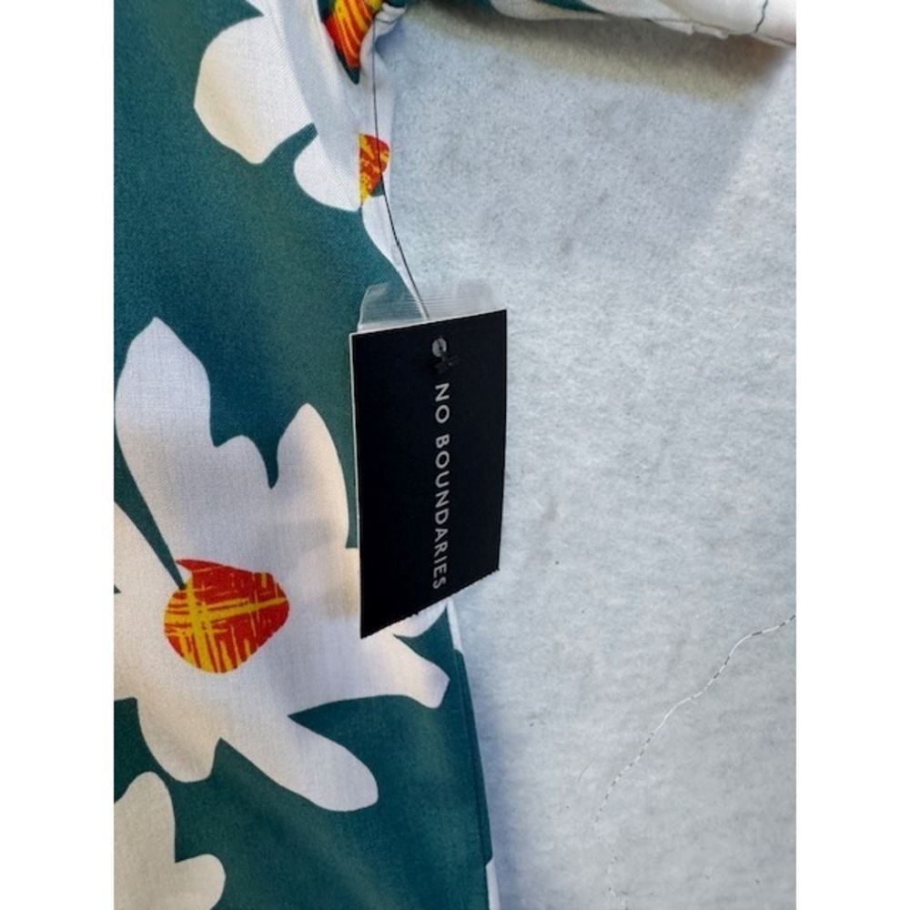 NEW Short Sleeve Button Down Shirt Mens MED Hawaiian Daisies Flowers Floral - Picture 3 of 6